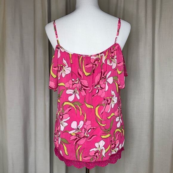 Kut From the Kloth Elsie Cold Should Lace Trim Top - Picture 6 of 9